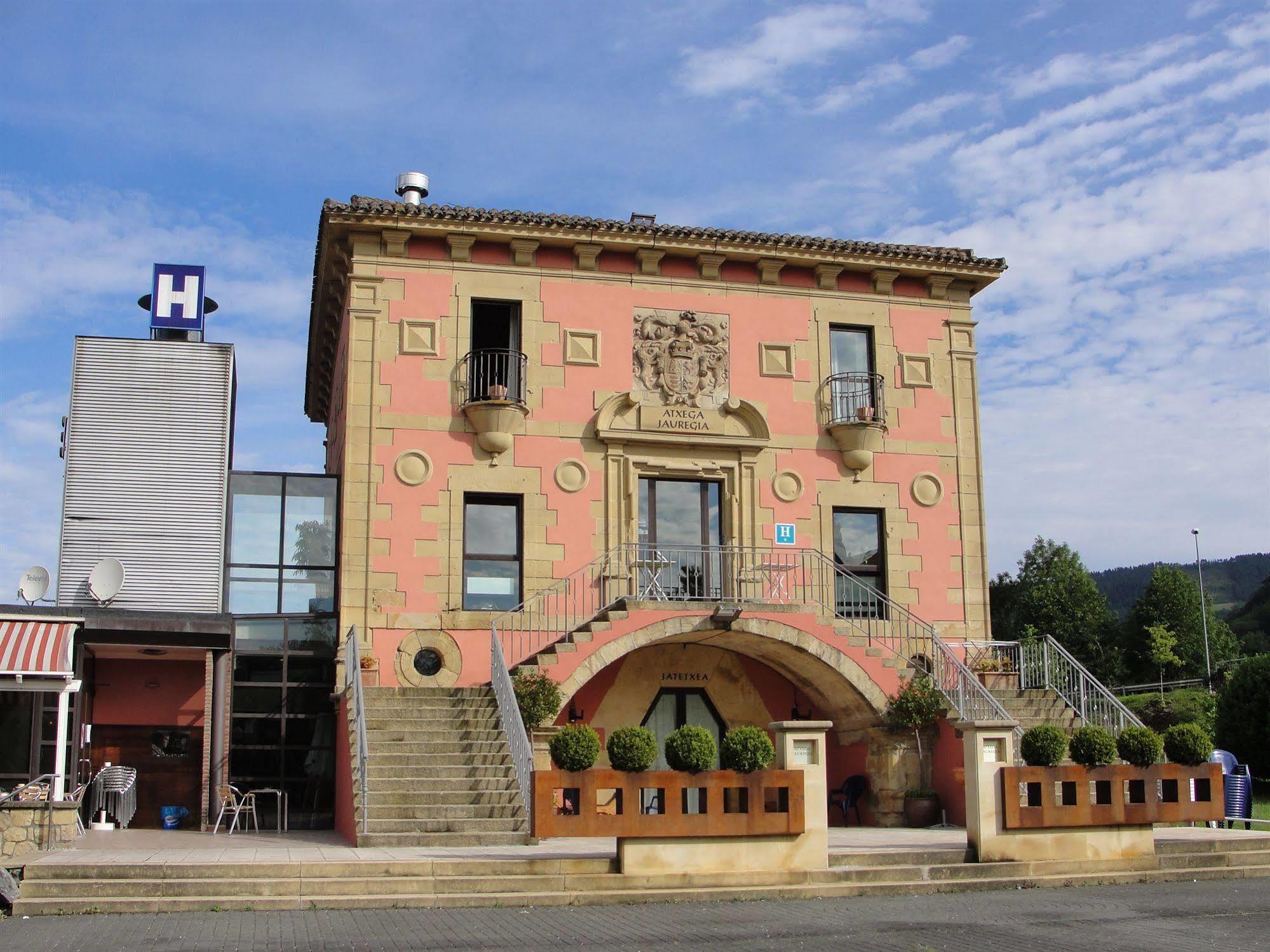Hotel Palacio Atxega Usurbil Bagian luar foto